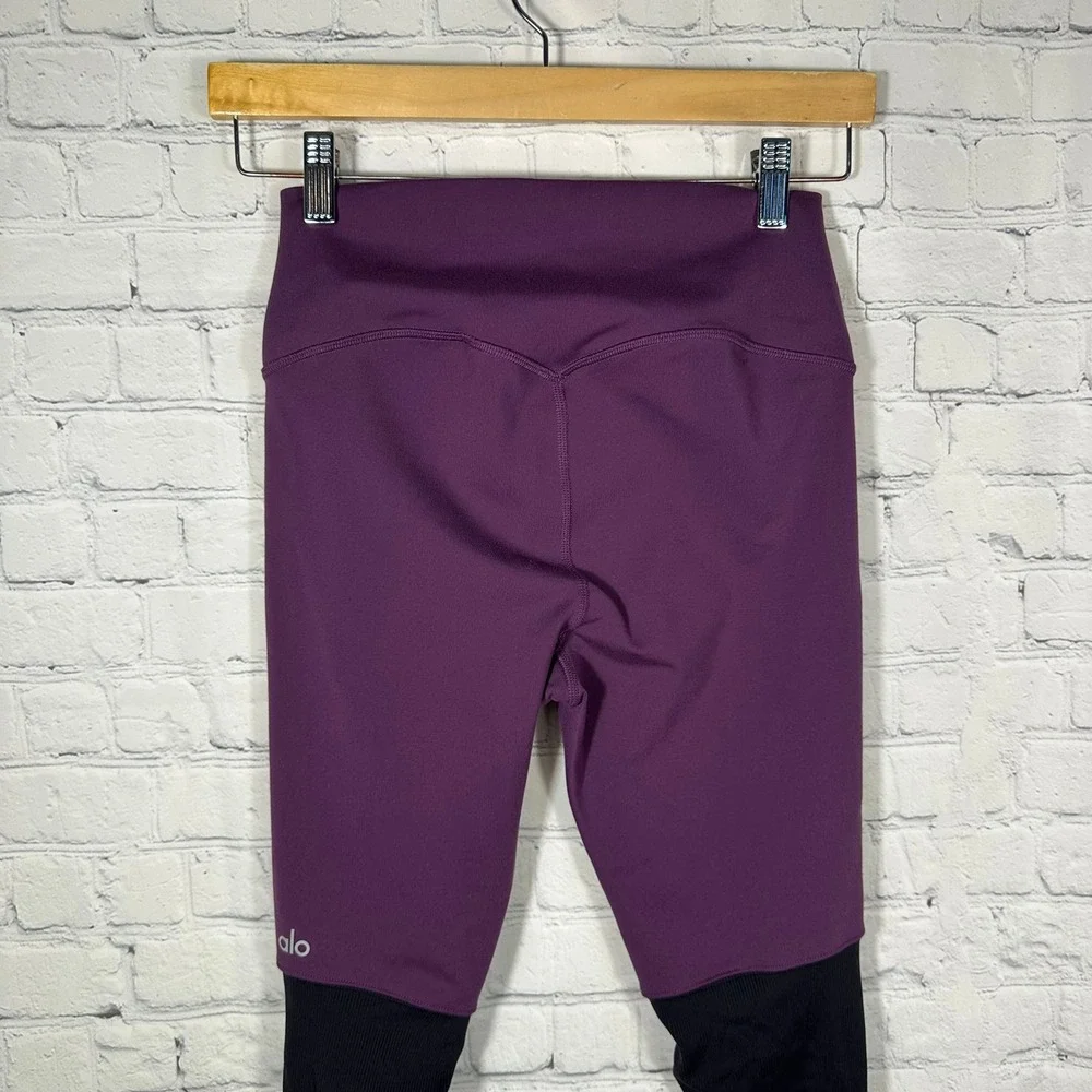 Alo Yoga Goddess Leggings Purple Black High Waist Ribbed Stirrup Size Small